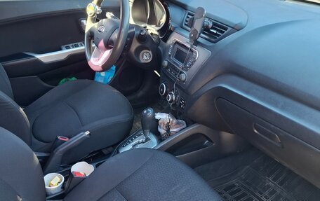 KIA Rio III рестайлинг, 2013 год, 800 000 рублей, 2 фотография