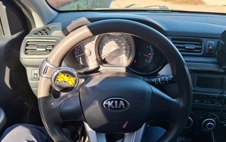 KIA Rio III рестайлинг, 2013 год, 800 000 рублей, 7 фотография