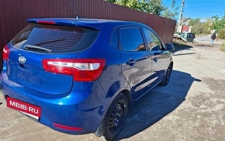KIA Rio III рестайлинг, 2013 год, 800 000 рублей, 13 фотография