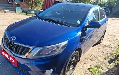 KIA Rio III рестайлинг, 2013 год, 800 000 рублей, 10 фотография