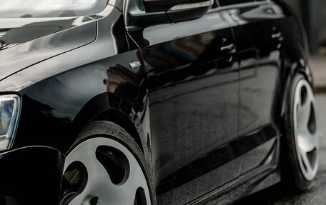 Volkswagen Jetta VI, 2013 год, 1 299 999 рублей, 3 фотография