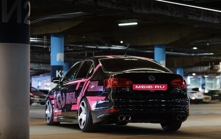 Volkswagen Jetta VI, 2013 год, 1 299 999 рублей, 26 фотография