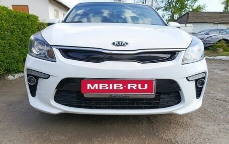 KIA Rio III рестайлинг, 2017 год, 1 200 000 рублей, 2 фотография