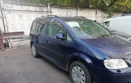 Volkswagen Touran III, 2006 год, 337 000 рублей, 8 фотография