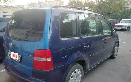 Volkswagen Touran III, 2006 год, 337 000 рублей, 13 фотография