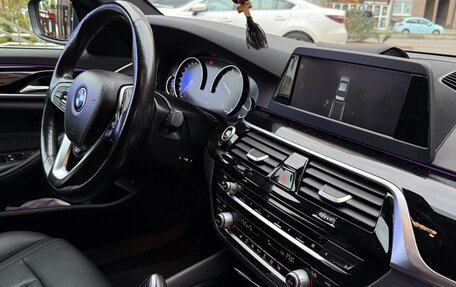 BMW 5 серия, 2017 год, 4 050 000 рублей, 21 фотография