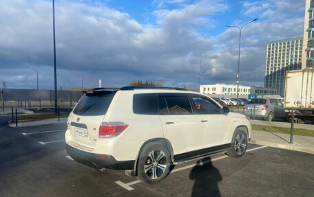 Toyota Highlander III, 2010 год, 1 650 000 рублей, 3 фотография