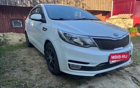 KIA Rio III рестайлинг, 2015 год, 899 000 рублей, 4 фотография