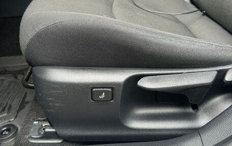 Toyota Corolla, 2019 год, 1 950 000 рублей, 11 фотография