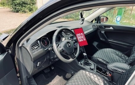 Volkswagen Tiguan II, 2021 год, 3 000 000 рублей, 6 фотография