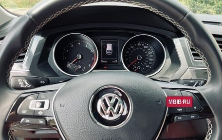 Volkswagen Tiguan II, 2021 год, 3 000 000 рублей, 5 фотография