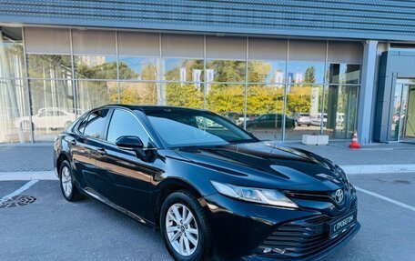 Toyota Camry, 2019 год, 2 676 000 рублей, 3 фотография