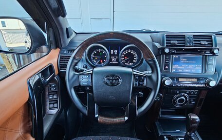 Toyota Land Cruiser Prado 150 рестайлинг 2, 2013 год, 2 900 000 рублей, 7 фотография