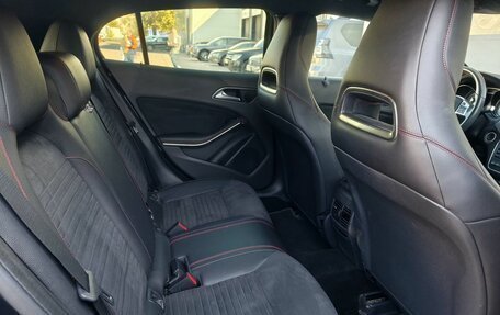 Mercedes-Benz GLA, 2015 год, 2 300 000 рублей, 13 фотография