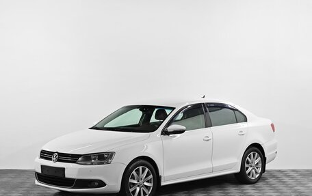 Volkswagen Jetta VI, 2013 год, 939 000 рублей, 1 фотография