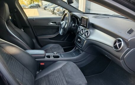 Mercedes-Benz GLA, 2015 год, 2 300 000 рублей, 10 фотография