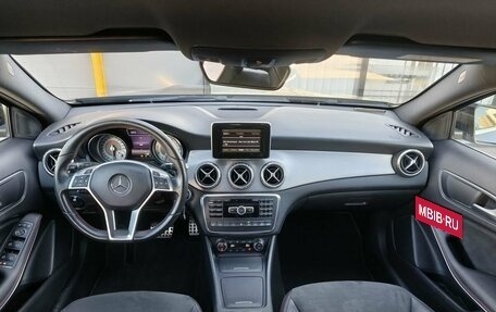 Mercedes-Benz GLA, 2015 год, 2 300 000 рублей, 15 фотография