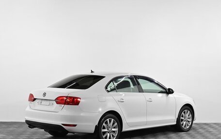 Volkswagen Jetta VI, 2013 год, 939 000 рублей, 3 фотография