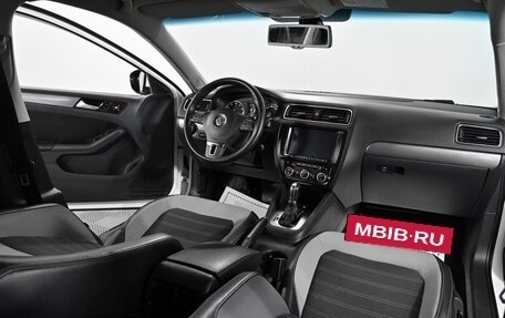 Volkswagen Jetta VI, 2013 год, 939 000 рублей, 5 фотография