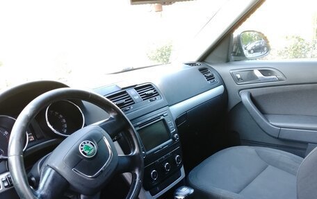 Skoda Yeti I рестайлинг, 2010 год, 800 000 рублей, 2 фотография