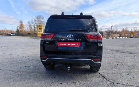 Toyota Land Cruiser, 2021 год, 11 900 000 рублей, 5 фотография