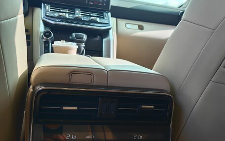 Toyota Land Cruiser, 2021 год, 11 900 000 рублей, 22 фотография