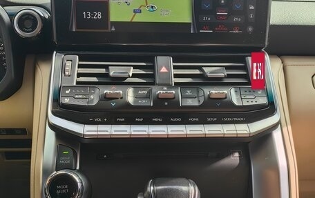 Toyota Land Cruiser, 2021 год, 11 900 000 рублей, 26 фотография