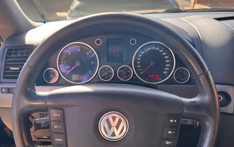 Volkswagen Touareg III, 2006 год, 990 000 рублей, 19 фотография