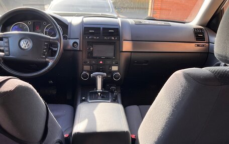 Volkswagen Touareg III, 2006 год, 990 000 рублей, 22 фотография