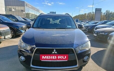 Mitsubishi Outlander III рестайлинг 3, 2012 год, 899 000 рублей, 2 фотография