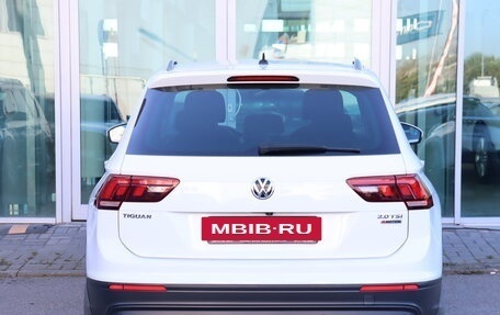 Volkswagen Tiguan II, 2017 год, 1 890 000 рублей, 8 фотография