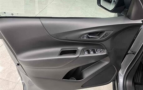 Chevrolet Equinox III, 2022 год, 2 326 000 рублей, 9 фотография