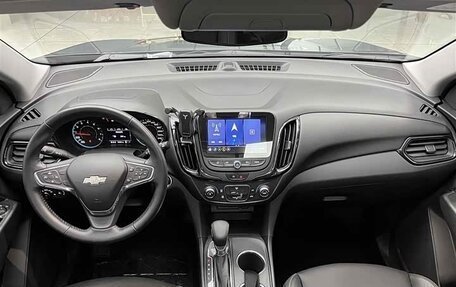 Chevrolet Equinox III, 2022 год, 2 326 000 рублей, 10 фотография