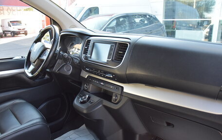 Peugeot Traveller I, 2020 год, 3 200 000 рублей, 16 фотография