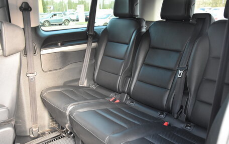 Peugeot Traveller I, 2020 год, 3 200 000 рублей, 19 фотография
