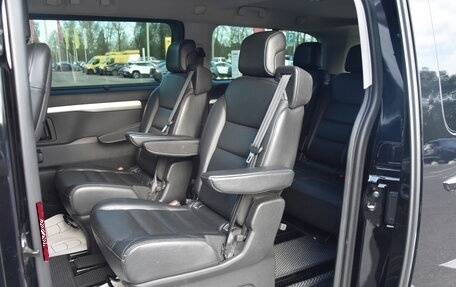 Peugeot Traveller I, 2020 год, 3 200 000 рублей, 18 фотография
