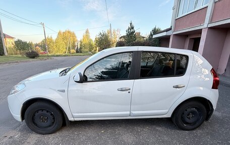 Renault Sandero I, 2011 год, 450 000 рублей, 2 фотография
