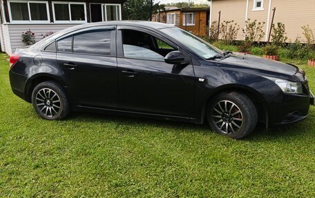 Chevrolet Cruze II, 2012 год, 610 000 рублей, 3 фотография