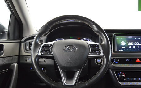 Hyundai Sonata VII, 2018 год, 1 850 000 рублей, 14 фотография