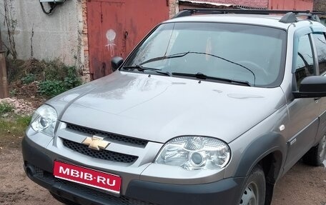 Chevrolet Niva I рестайлинг, 2018 год, 770 000 рублей, 1 фотография