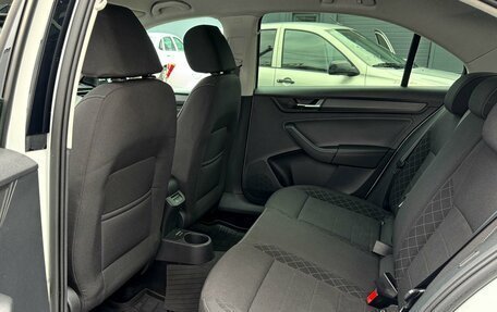 Skoda Rapid II, 2020 год, 1 375 000 рублей, 11 фотография