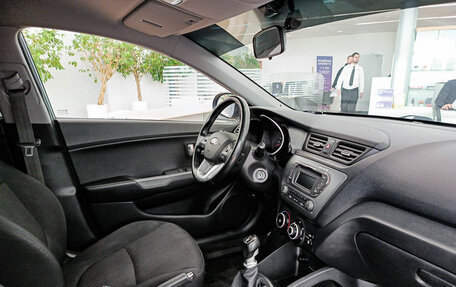 KIA Rio III рестайлинг, 2014 год, 868 000 рублей, 15 фотография