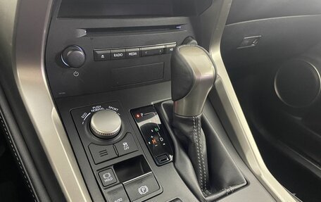 Lexus NX I, 2016 год, 2 390 000 рублей, 17 фотография