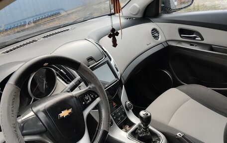 Chevrolet Cruze II, 2013 год, 775 000 рублей, 6 фотография