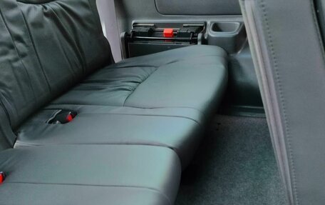 Toyota Land Cruiser Prado 120 рестайлинг, 2008 год, 3 000 000 рублей, 12 фотография
