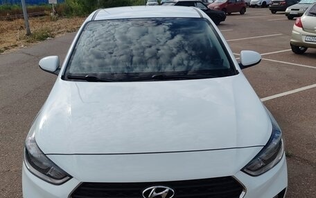 Hyundai Solaris II рестайлинг, 2020 год, 1 520 000 рублей, 21 фотография