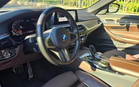 BMW 5 серия, 2019 год, 4 800 000 рублей, 10 фотография