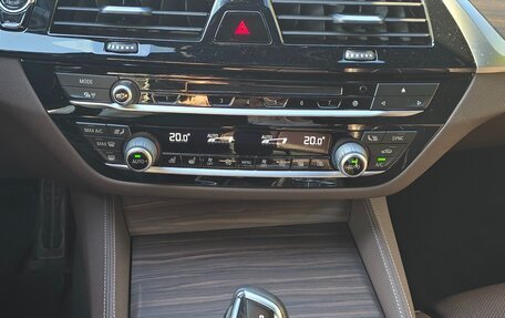 BMW 5 серия, 2019 год, 4 800 000 рублей, 13 фотография