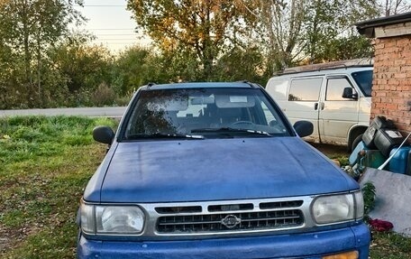 Nissan Pathfinder, 1998 год, 350 000 рублей, 1 фотография