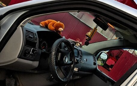 Volkswagen Caravelle T5, 2007 год, 1 500 000 рублей, 7 фотография